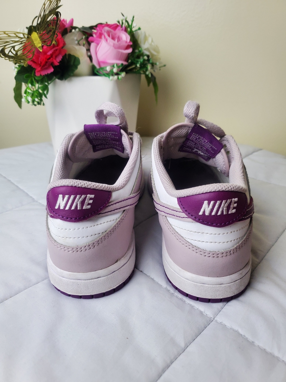 Nike Kids Low-Top Sneakers in Light Lavender and Deep Purple Size 3Y Unisex - Picture 5 of 8